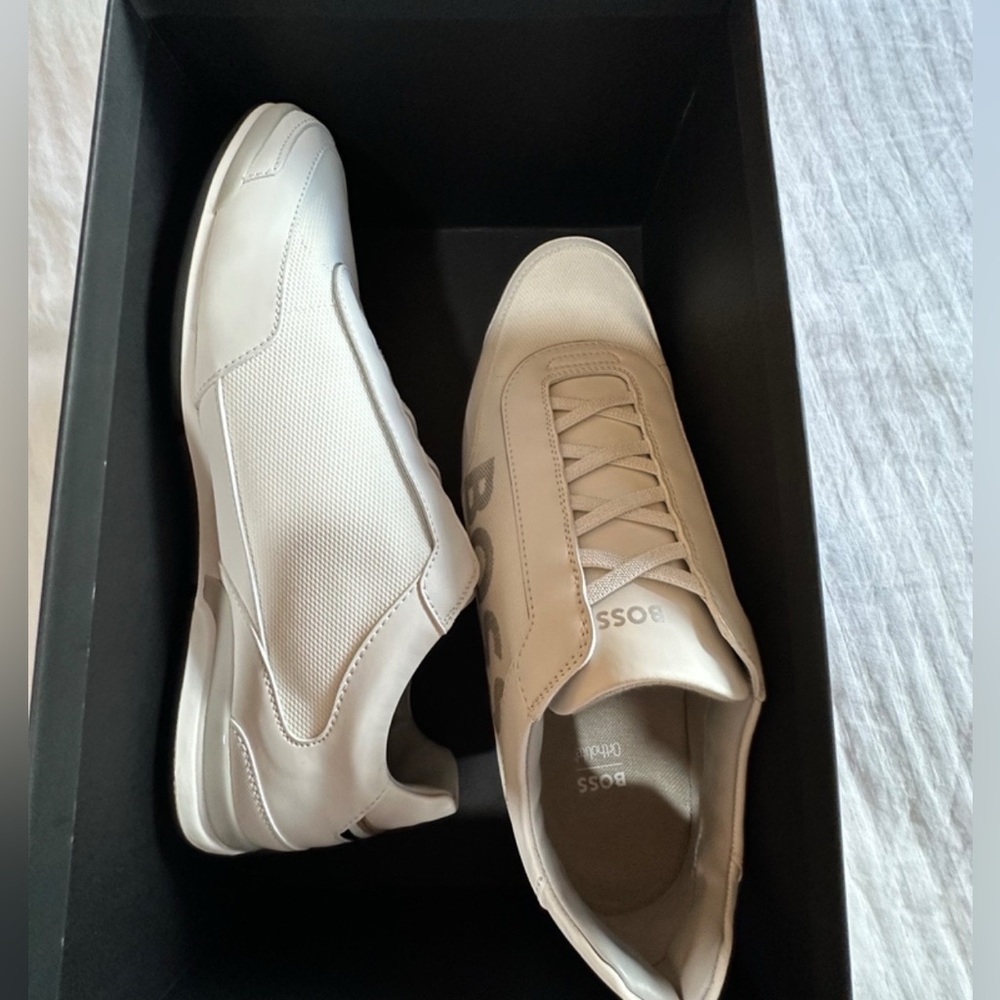 Hugo Boss Men’s White and Grey Logo Leather Sneaker